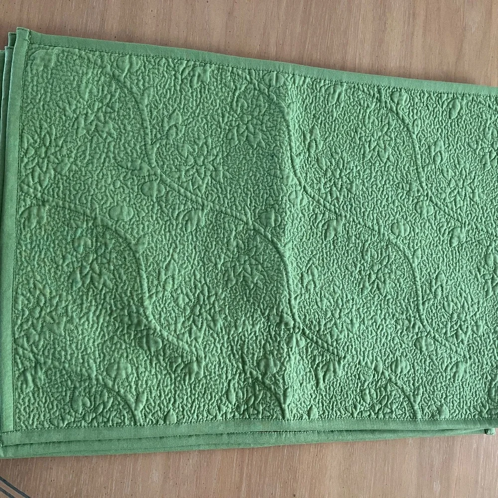 New WILLIAMS SONOMA Placemats